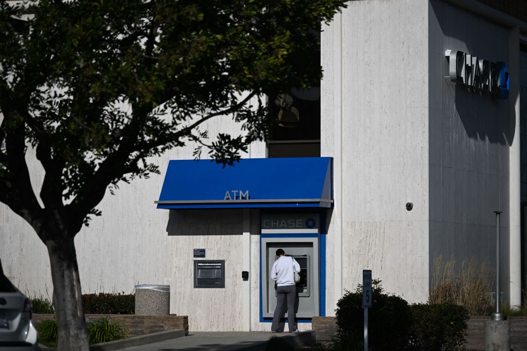 Chase Bank Glitch Leaves People With Large Sums of Debt